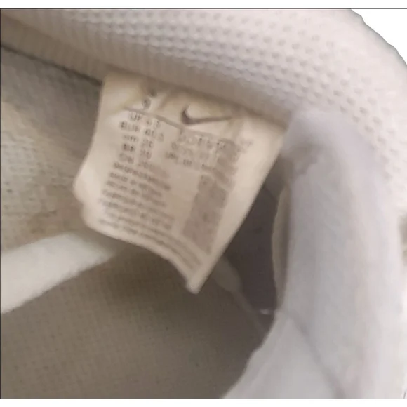 Women's Nike Air Force 1 Low White Sneakers Size 9 - Picture 6 of 6